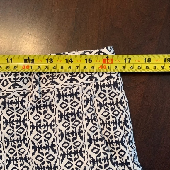 Banana Republic 6 shorts - Picture 5 of 6